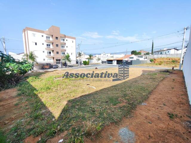 #1600 - Terreno para Venda em Taubaté - SP - 2