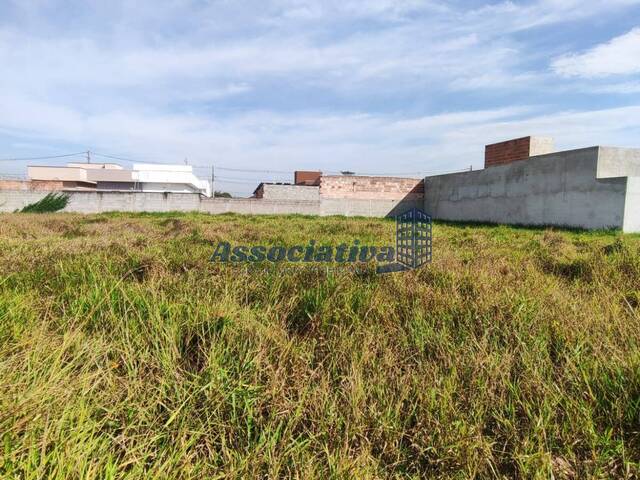 #1713 - Terreno para Venda em Taubaté - SP - 1