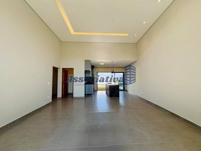 #1807 - Casa em condomínio para Venda em Tremembé - SP - 2