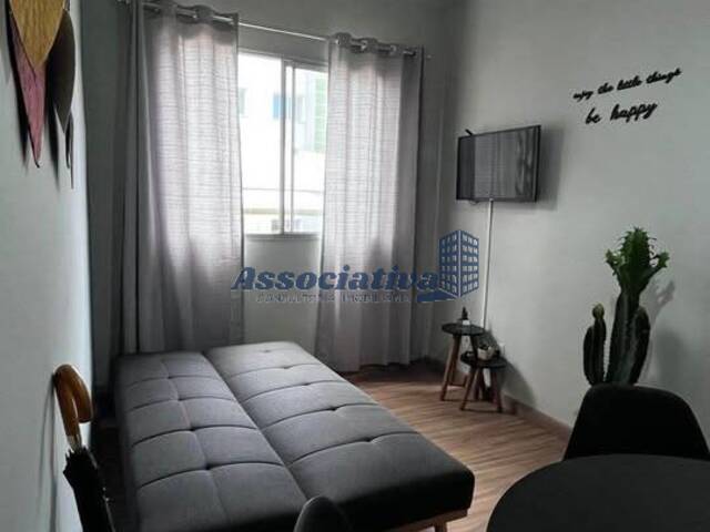 #1815 - Apartamento para Venda em Taubaté - SP - 2
