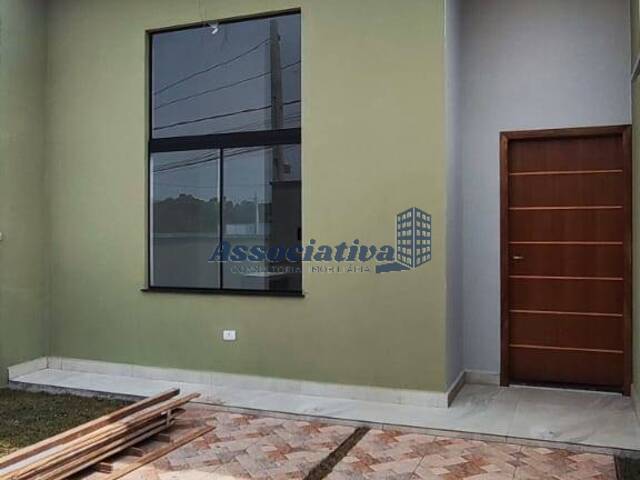 #1834 - Casa para Venda em Taubaté - SP - 2