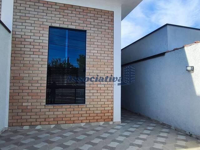#1839 - Casa para Venda em Taubaté - SP - 2