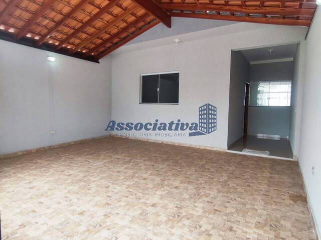 #1728 - Casa para Venda em Taubaté - SP - 2