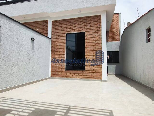#1839 - Casa para Venda em Taubaté - SP
