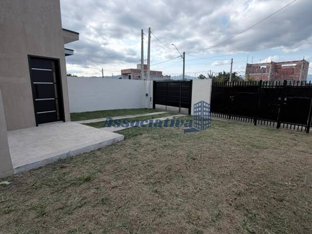 #1864 - Casa para Venda em Taubaté - SP