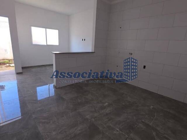 Casa para Venda em Tremembé - 3