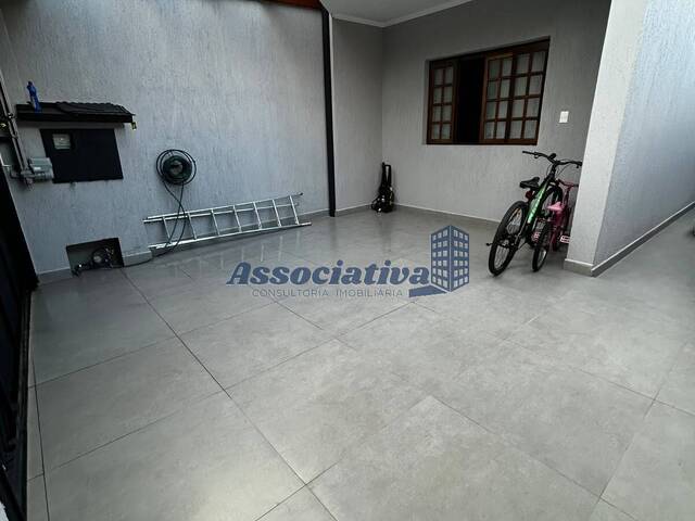 #1919 - Casa para Venda em Taubaté - SP
