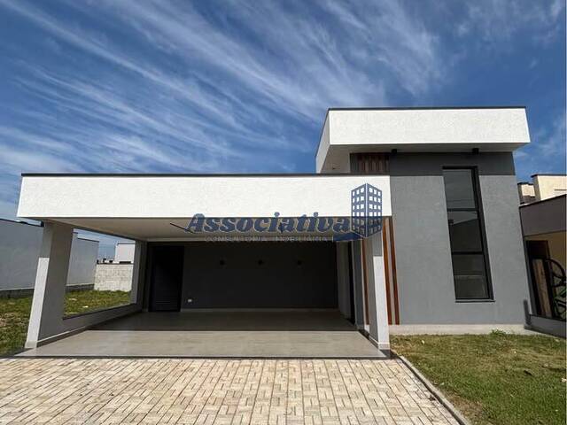 #1928 - Casa em condomínio para Venda em Tremembé - SP