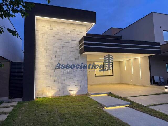 #896 - Casa em condomínio para Venda em Tremembé - SP