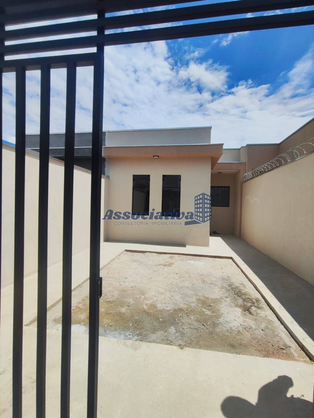 Casa, 2 quartos, 64 m² - Foto 1