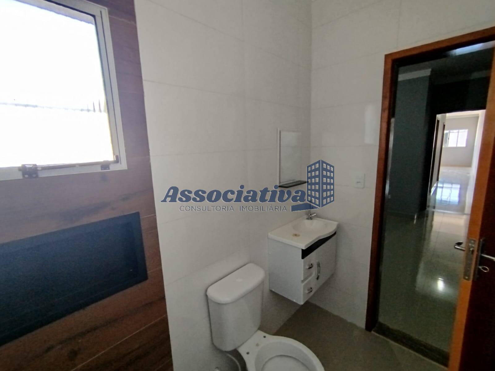 Casa à venda com 2 quartos, 74m² - Foto 11