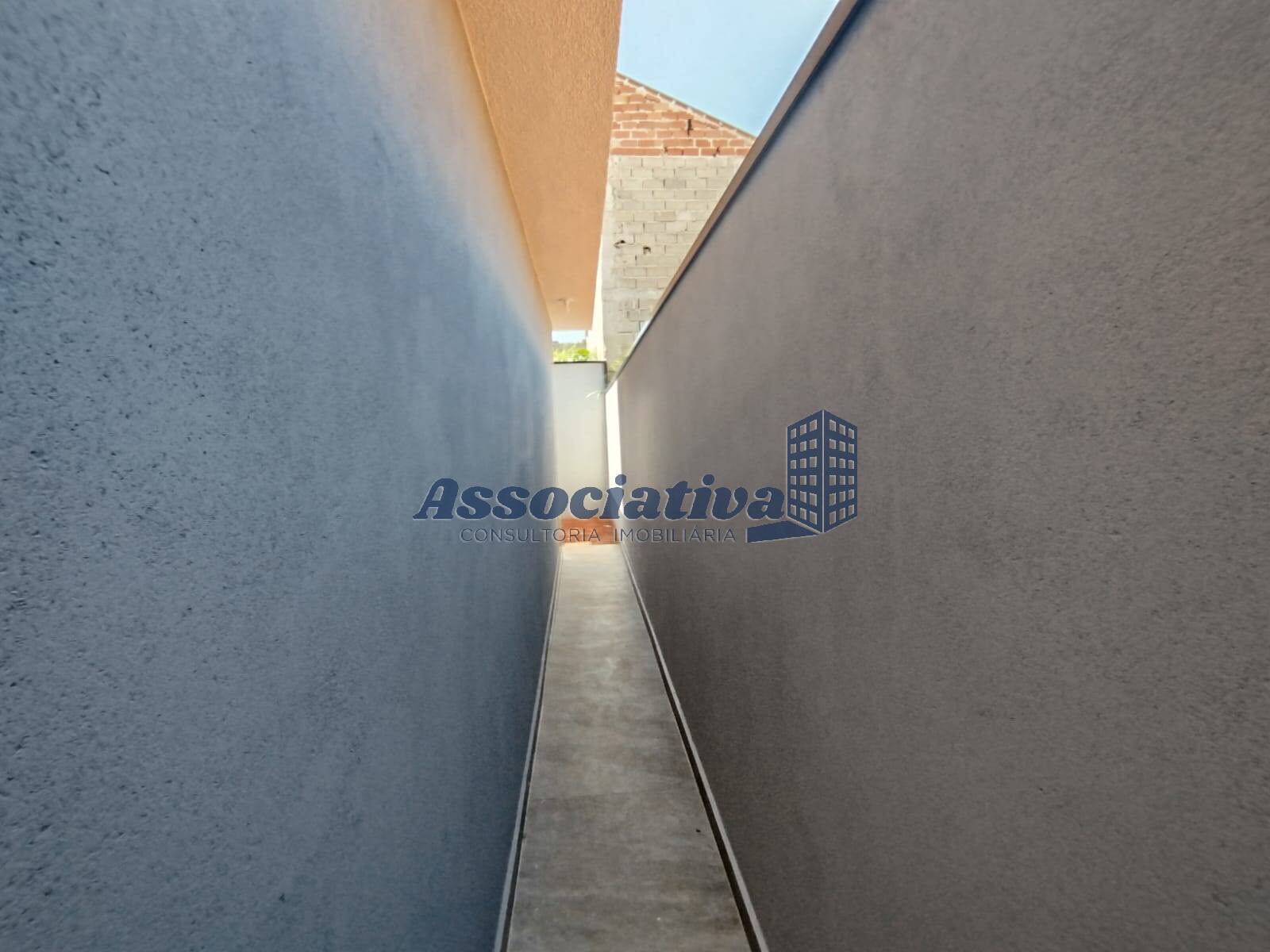 Casa à venda com 2 quartos, 74m² - Foto 15