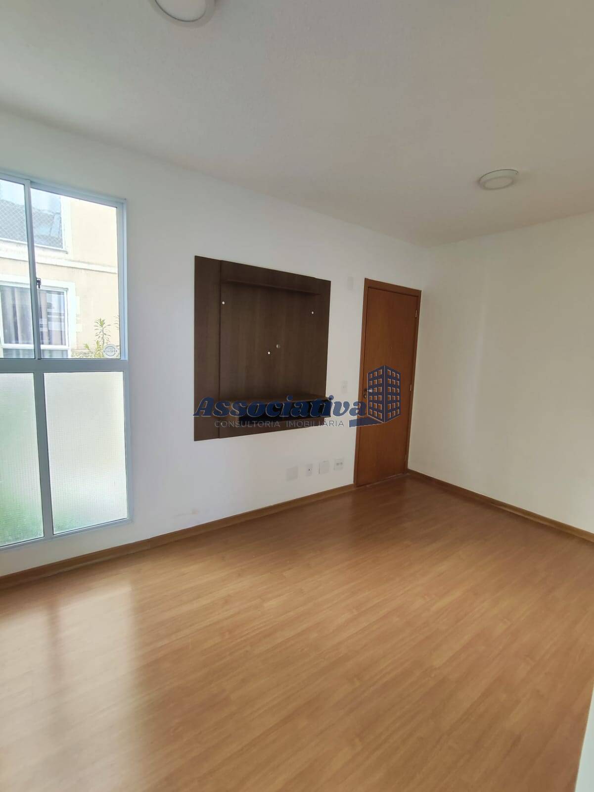 Apartamento à venda com 2 quartos, 42m² - Foto 1