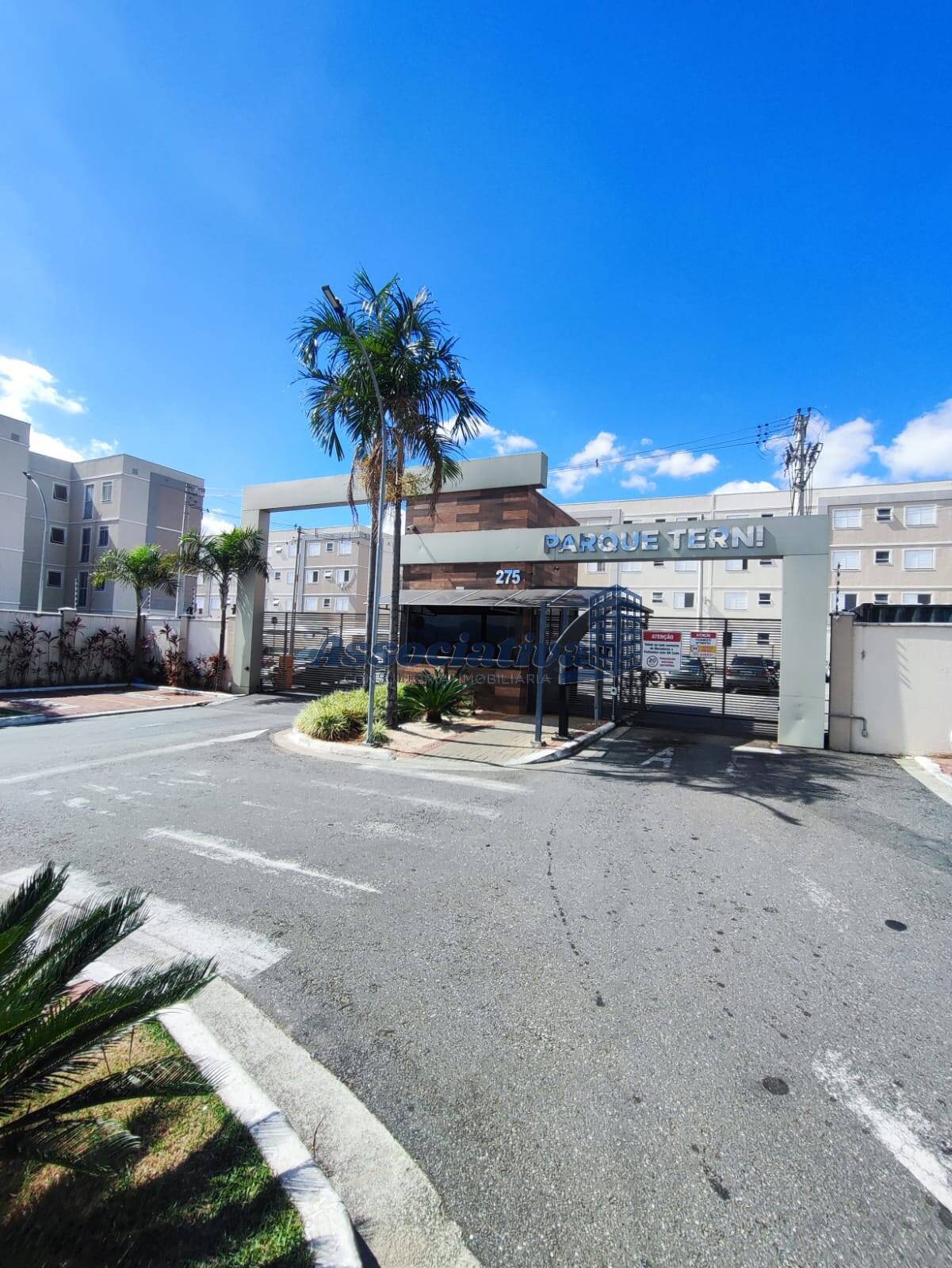 Apartamento à venda com 2 quartos, 42m² - Foto 12