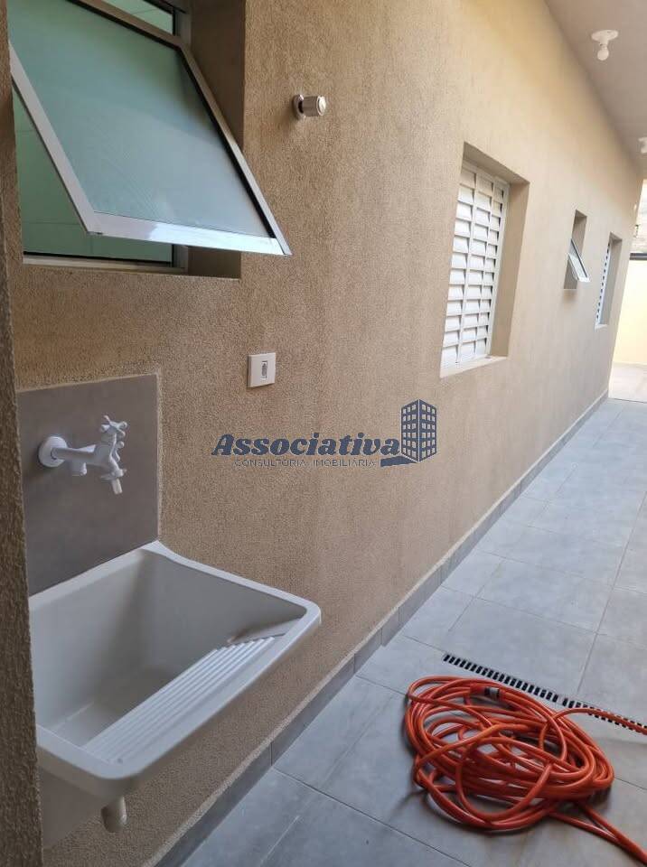 Casa à venda com 2 quartos, 69m² - Foto 20
