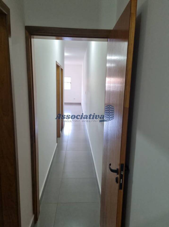 Casa à venda com 2 quartos, 69m² - Foto 16