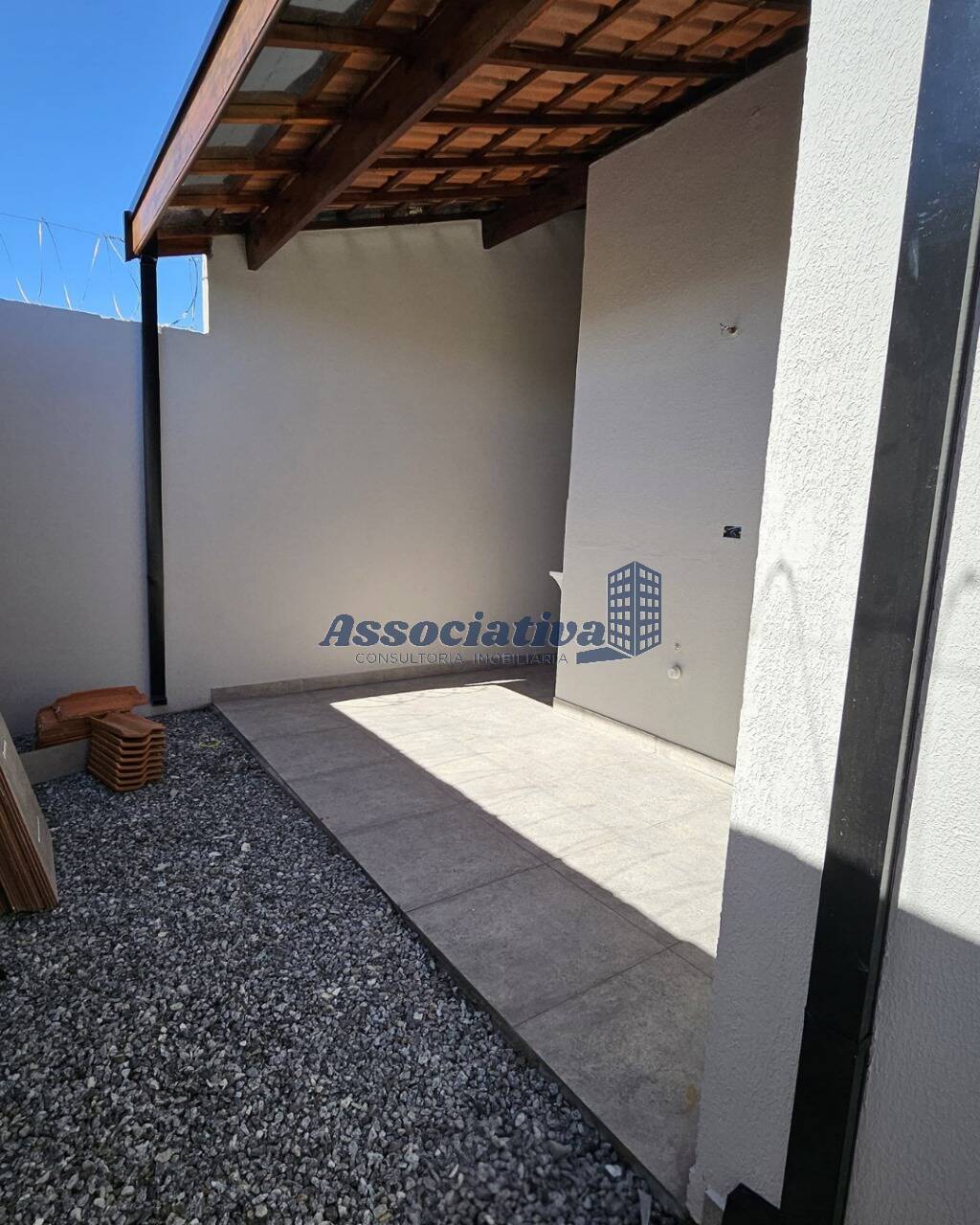 Casa à venda com 3 quartos, 91m² - Foto 9