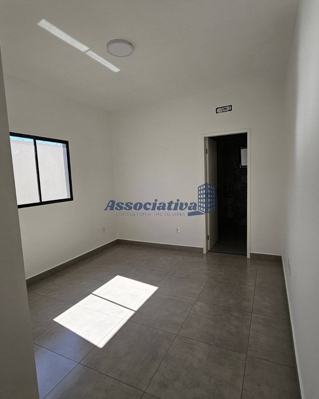 Casa à venda com 3 quartos, 91m² - Foto 6