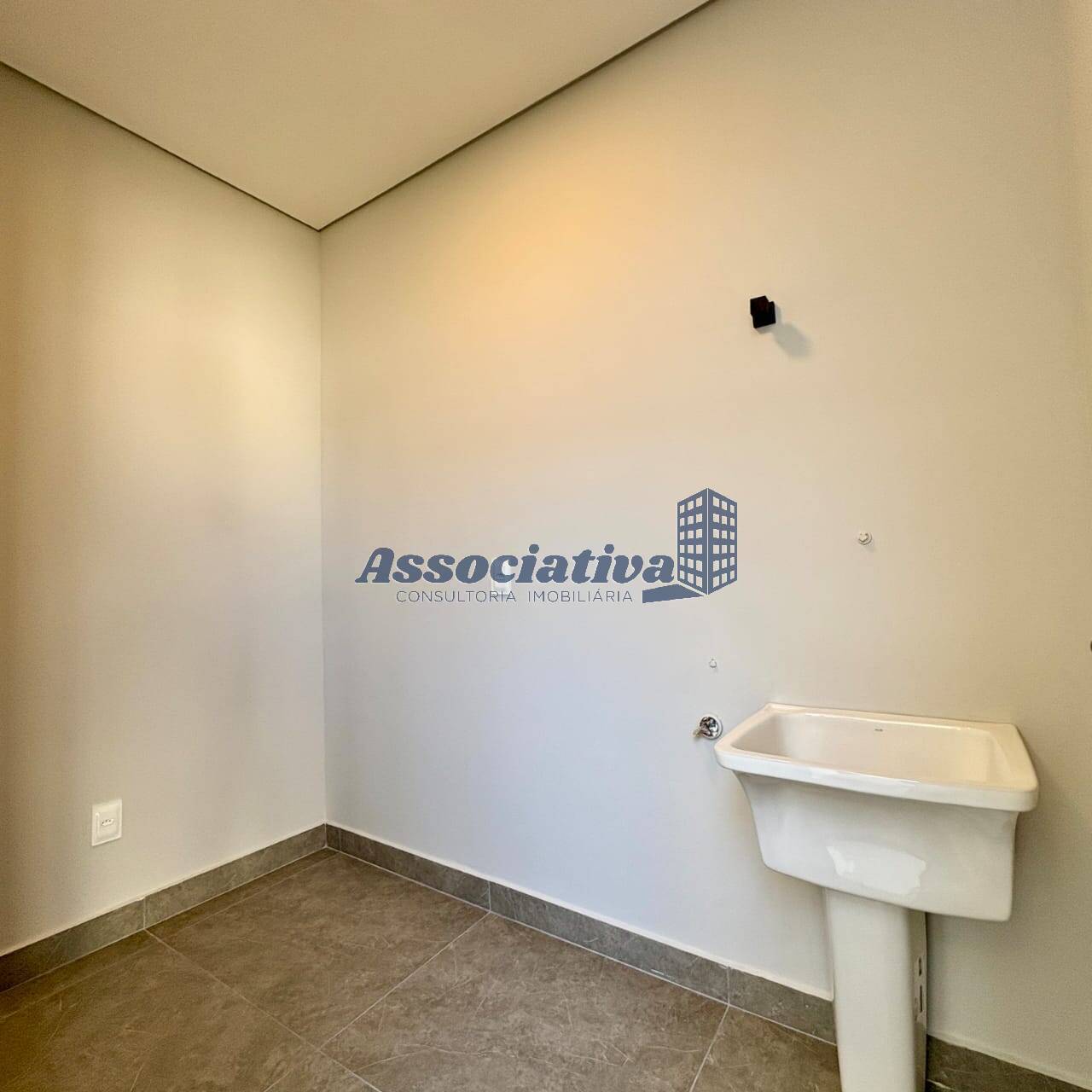 Casa de Condomínio à venda com 3 quartos, 154m² - Foto 28