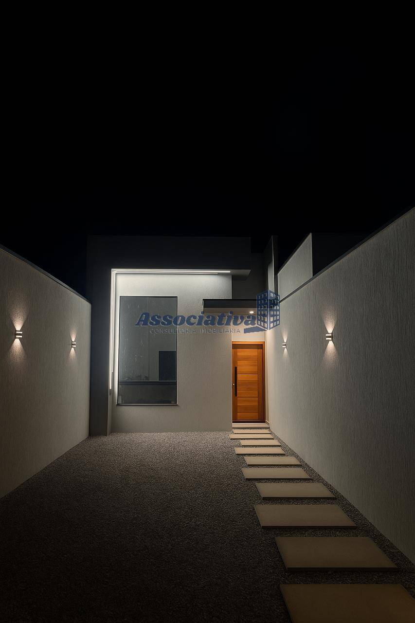 Casa à venda com 2 quartos, 71m² - Foto 1