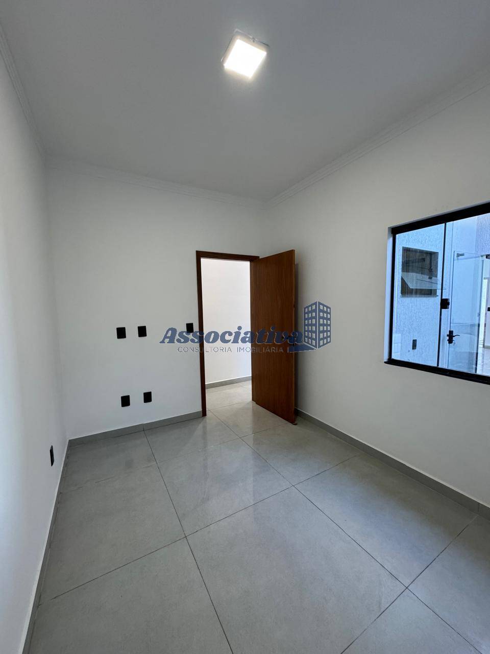 Casa à venda com 2 quartos, 71m² - Foto 14