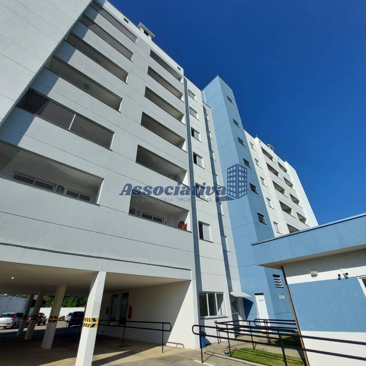 Apartamento à venda com 2 quartos, 61m² - Foto 17