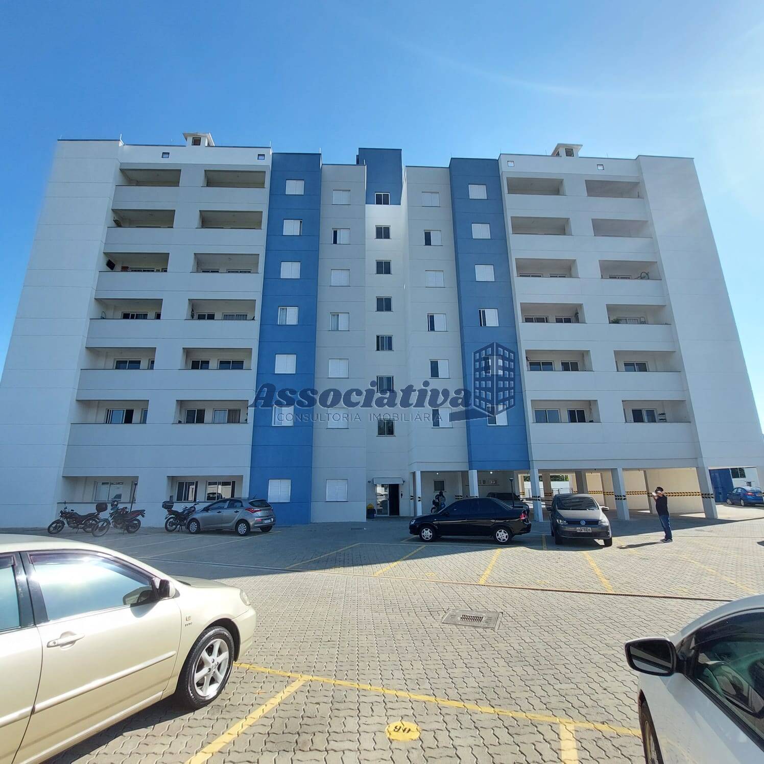 Apartamento à venda com 2 quartos, 61m² - Foto 18
