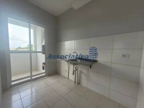 Apartamento à venda com 2 quartos, 61m² - Foto 10