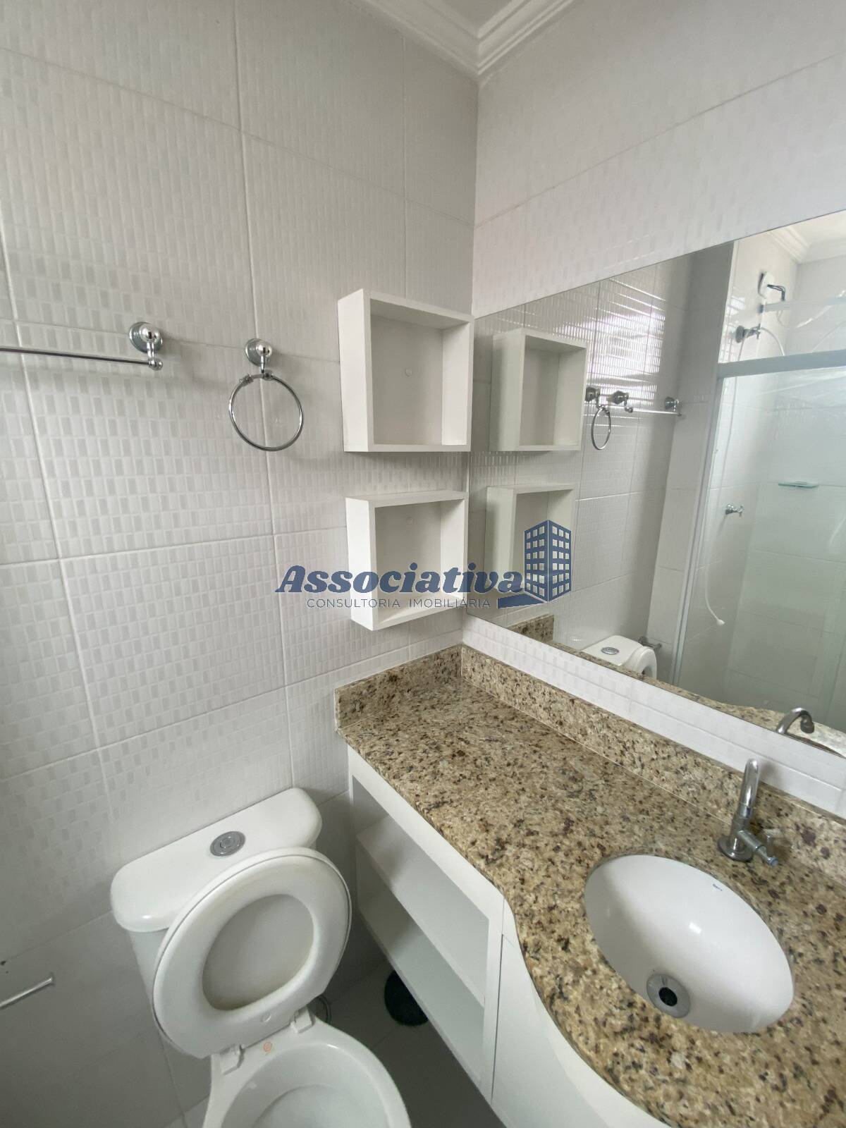 Apartamento à venda com 2 quartos, 72m² - Foto 12