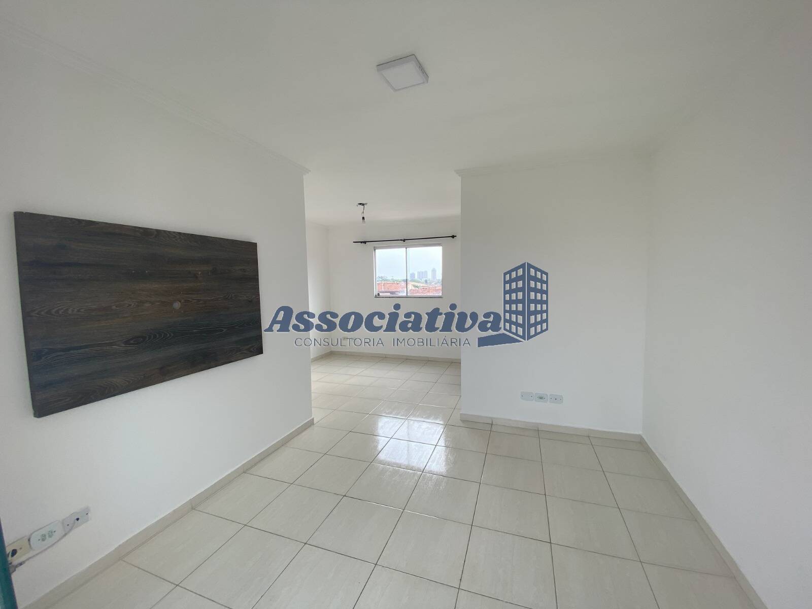Apartamento à venda com 2 quartos, 72m² - Foto 3