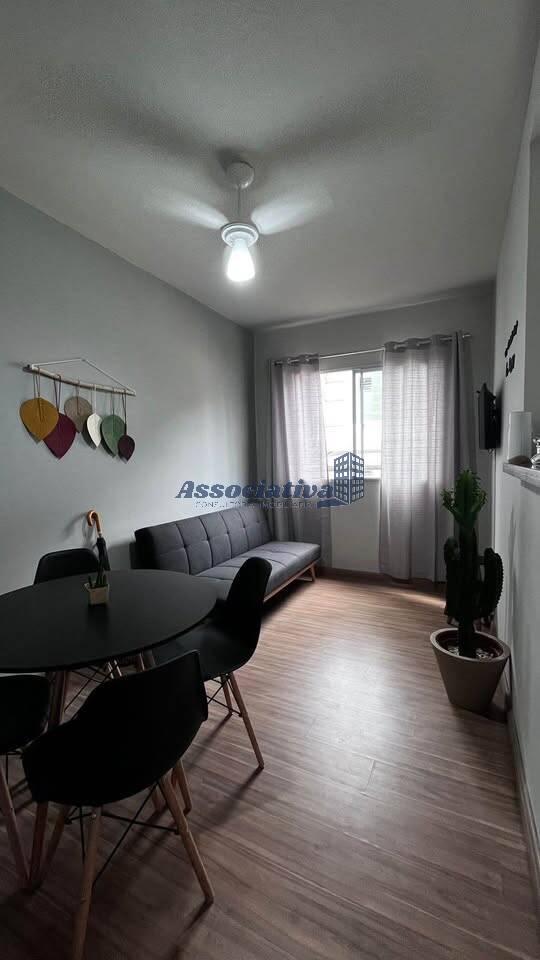 Apartamento à venda com 2 quartos - Foto 1