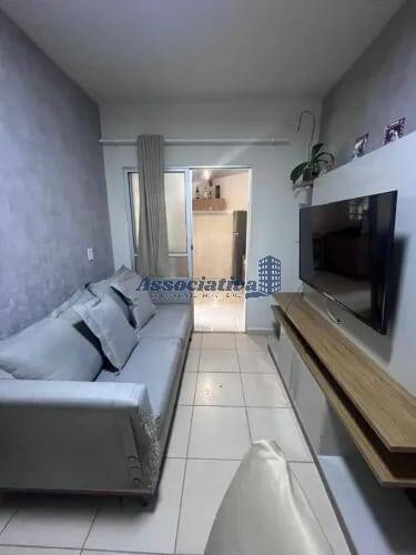 Apartamento à venda com 2 quartos, 60m² - Foto 1