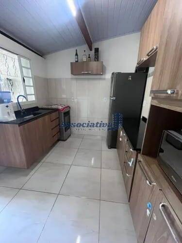 Apartamento à venda com 2 quartos, 60m² - Foto 4