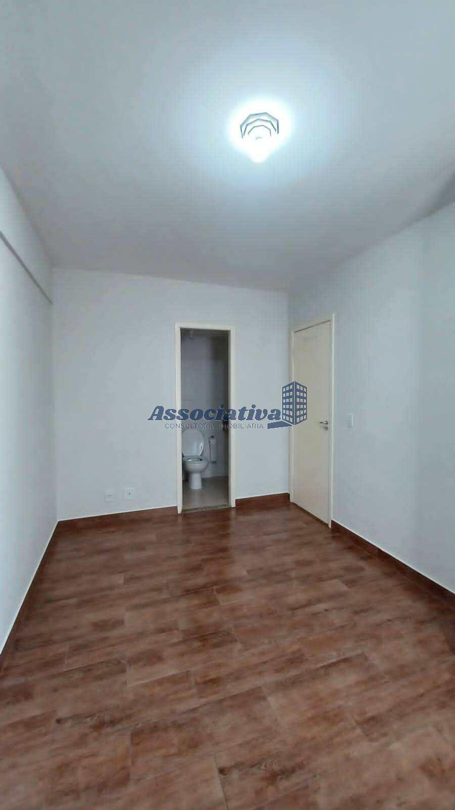 Apartamento à venda com 3 quartos, 72m² - Foto 12