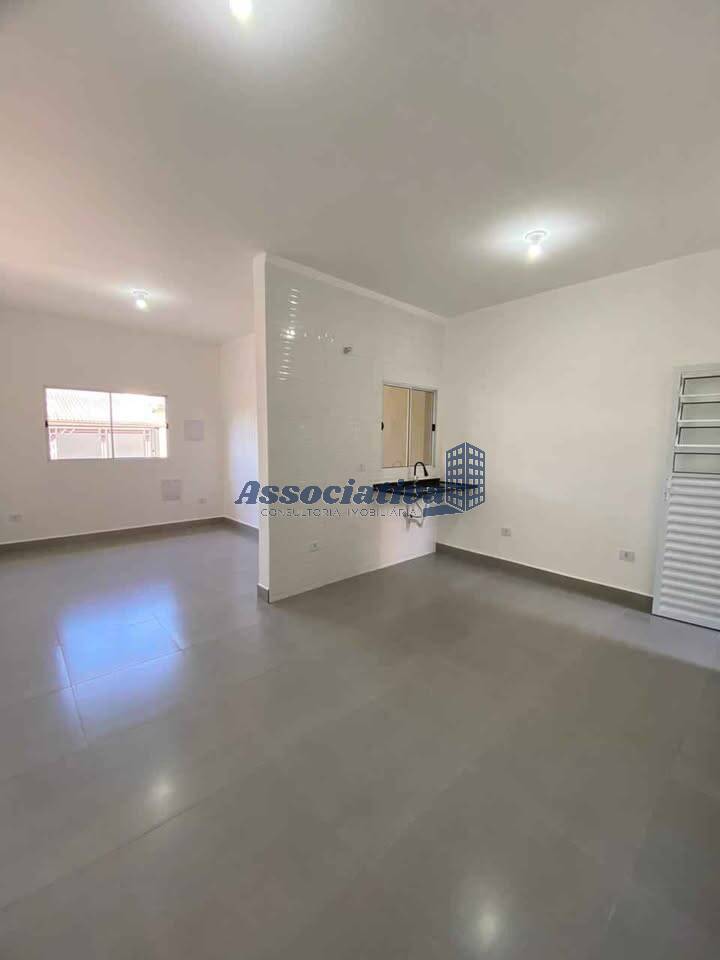 Casa à venda com 2 quartos, 69m² - Foto 7