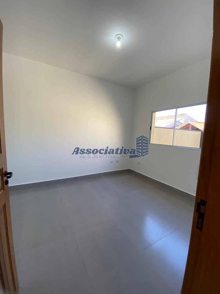 Casa à venda com 2 quartos, 69m² - Foto 6