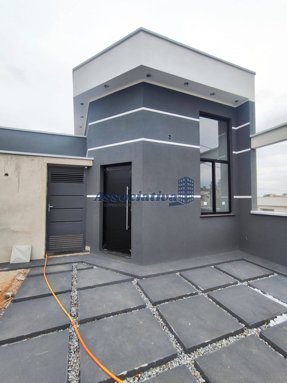 Casa de Condomínio à venda com 3 quartos, 94m² - Foto 2