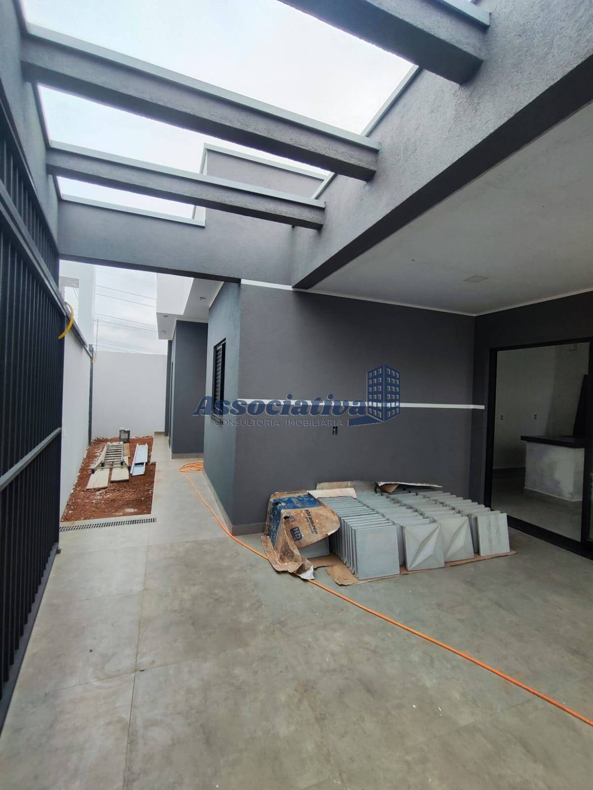 Casa de Condomínio à venda com 3 quartos, 94m² - Foto 4