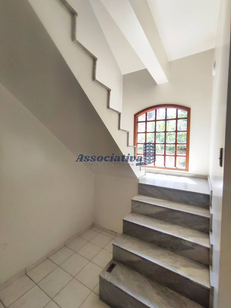 Casa, 3 quartos, 286 m² - Foto 30