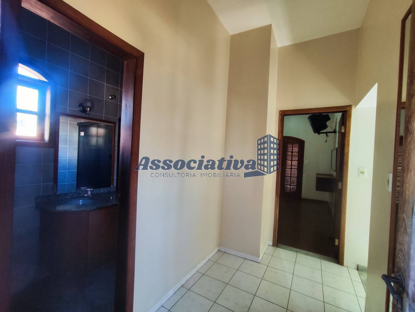 Casa, 3 quartos, 286 m² - Foto 33