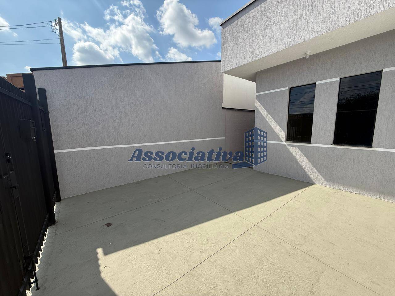 Casa, 2 quartos, 67 m² - Foto 1